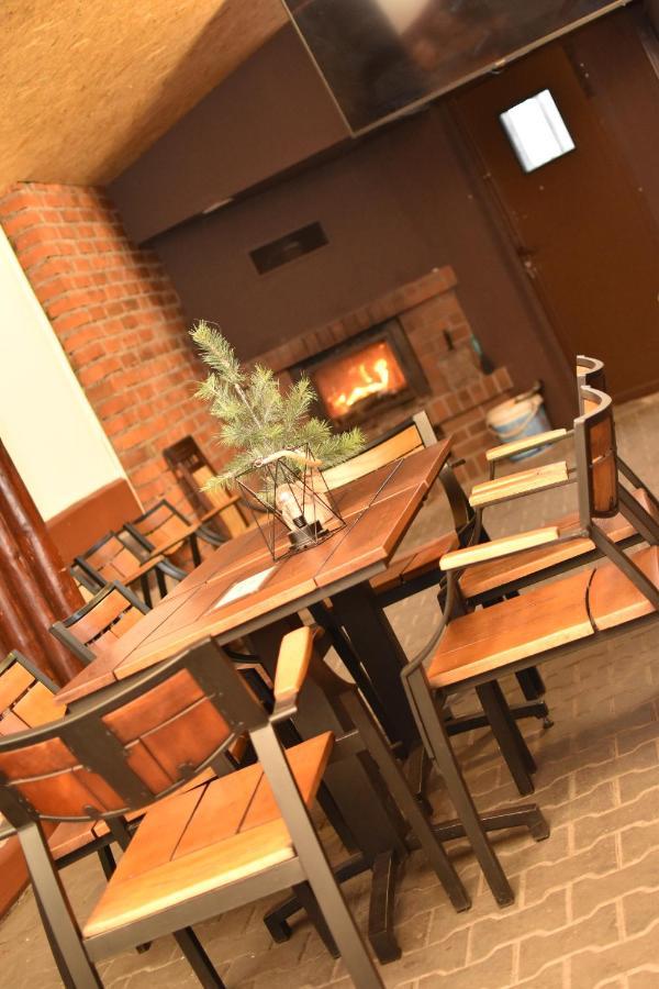 Hotel Dabrowiak Dąbrowa Górnicza Bagian luar foto